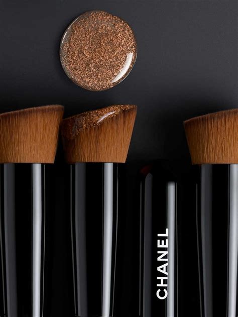 pinceaux maquillage chanel|pinceaux de maquillage chanel.